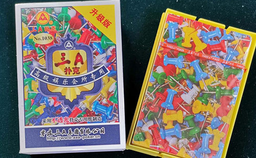 陇西扑克批发采购指南与产品质量识别要点解析